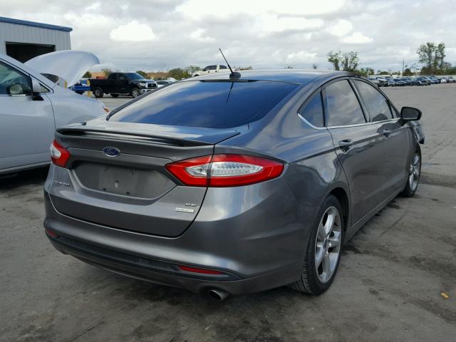 3FA6P0HR8DR218594 - 2013 FORD FUSION SE GRAY photo 4