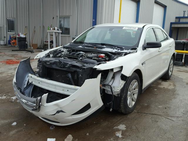 1FAHP2DW1AG139075 - 2010 FORD TAURUS SE WHITE photo 2