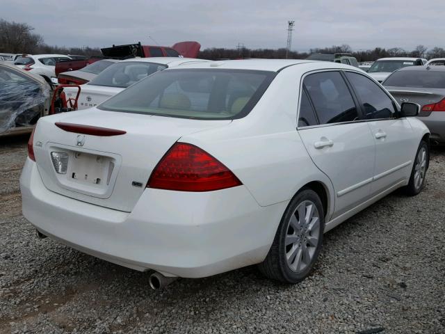 1HGCM66517A046062 - 2007 HONDA ACCORD EX WHITE photo 4