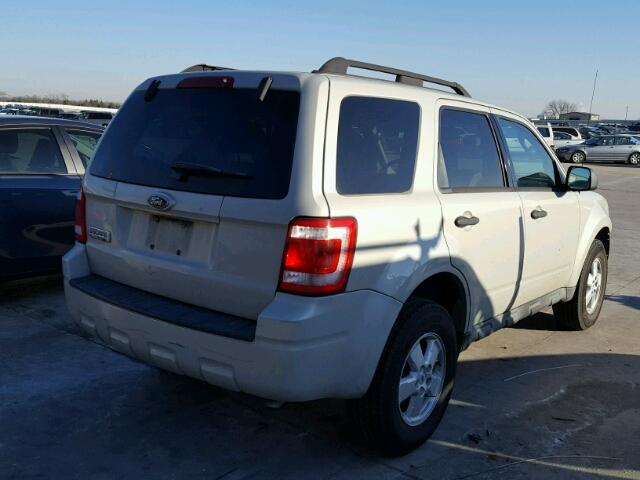 1FMCU03759KB97240 - 2009 FORD ESCAPE XLT CREAM photo 4