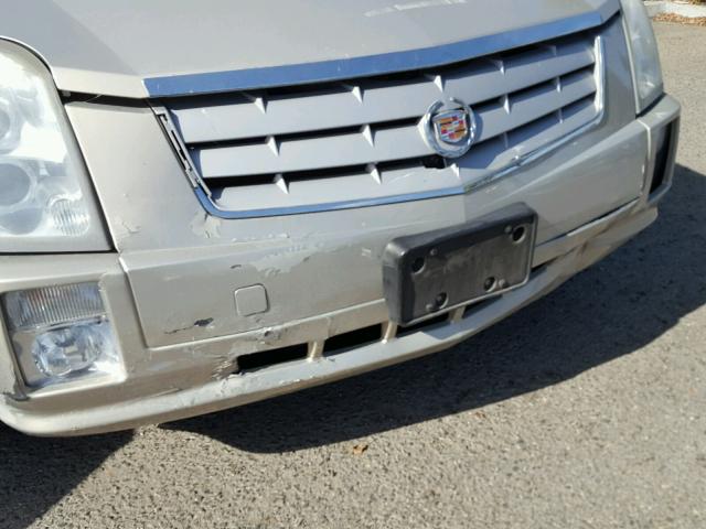 1GYEE637070156739 - 2007 CADILLAC SRX BEIGE photo 10