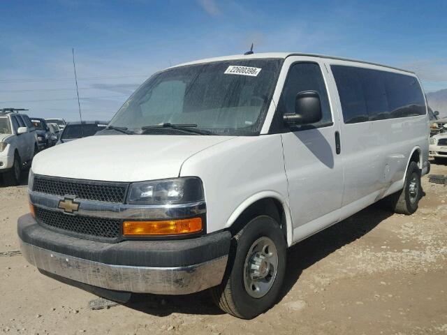 1GAZG1FG7E1164160 - 2014 CHEVROLET EXPRESS G3 WHITE photo 2