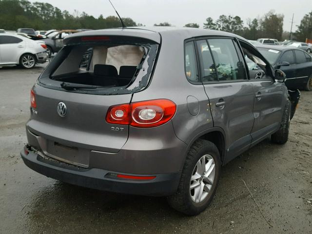 WVGAV7AX2BW559409 - 2011 VOLKSWAGEN TIGUAN S GRAY photo 4