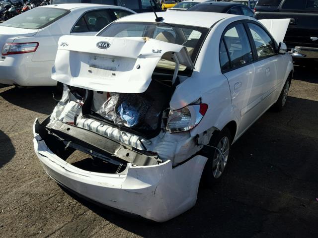 KNADH4A38B6939307 - 2011 KIA RIO BASE WHITE photo 4