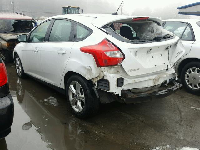 1FADP3K2XDL338495 - 2013 FORD FOCUS SE WHITE photo 3