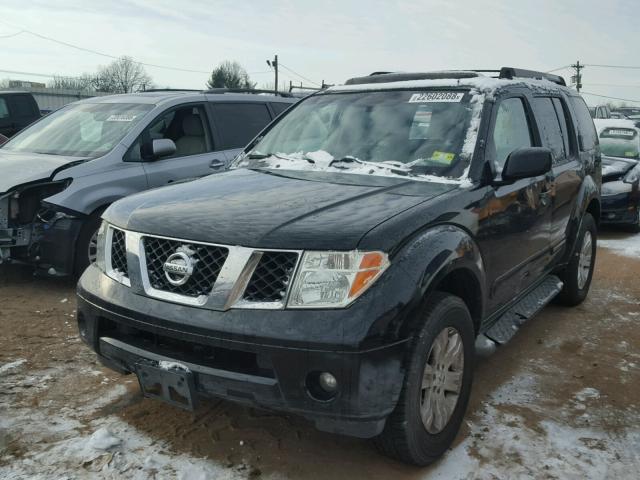 5N1AR18W47C614515 - 2007 NISSAN PATHFINDER BLACK photo 2