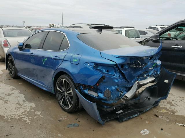 4T1BZ1HK5JU008045 - 2018 TOYOTA CAMRY XSE BLUE photo 3