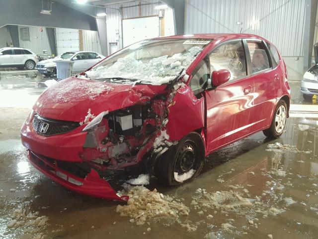 JHMGE8H37DC046909 - 2013 HONDA FIT RED photo 2