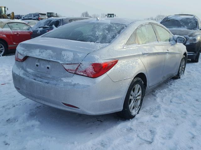 5NPEB4AC6CH444989 - 2012 HYUNDAI SONATA GLS SILVER photo 4