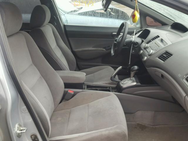 2HGFA16588H357001 - 2008 HONDA CIVIC LX SILVER photo 5