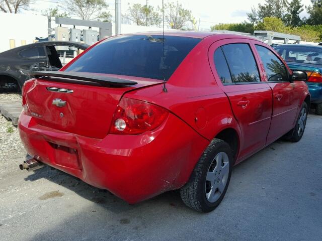 1G1AK55F477391303 - 2007 CHEVROLET COBALT LS RED photo 4