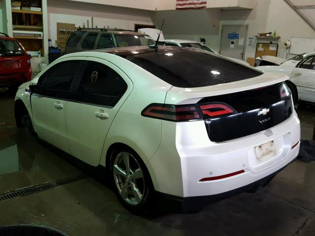 1G1RD6E4XCU108450 - 2012 CHEVROLET VOLT WHITE photo 3