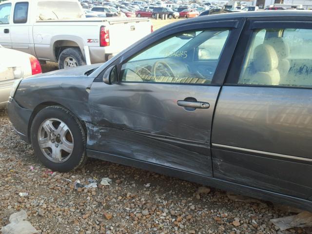 1G1ZU548X5F212068 - 2005 CHEVROLET MALIBU LT GRAY photo 9