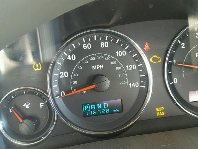 1J8HH48N46C106843 - 2006 JEEP COMMANDER ნაცრისფერი ფოტო 8