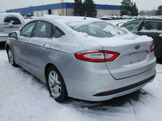 1FA6P0H74F5106217 - 2015 FORD FUSION SE SILVER photo 3