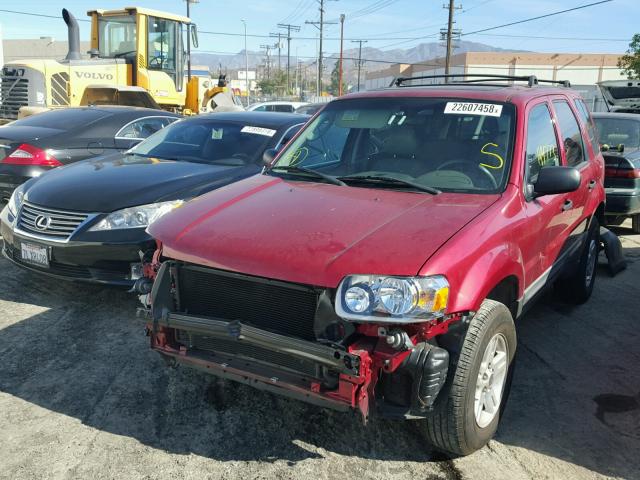 1FMCU95H15KB86627 - 2005 FORD ESCAPE HEV RED photo 2