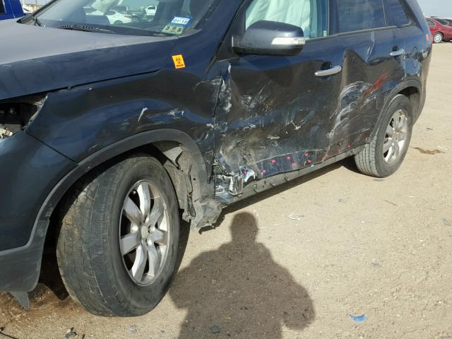 5XYKT3A11BG051156 - 2011 KIA SORENTO BA BLUE photo 10