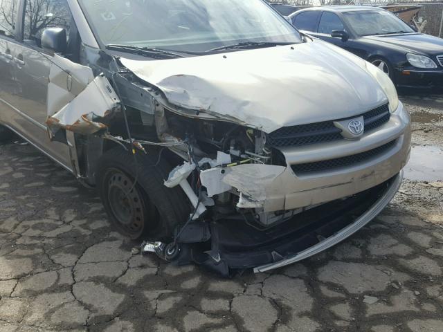 5TDZA23C05S283879 - 2005 TOYOTA SIENNA CE GOLD photo 9