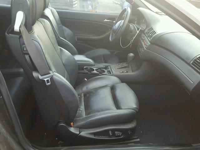 WBABW534X5PL51951 - 2005 BMW 330 CI BLUE photo 5