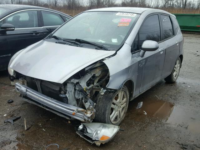 JHMGD38678S047912 - 2008 HONDA FIT SPORT SILVER photo 2