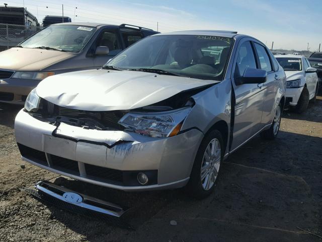 1FAHP3HN3AW177050 - 2010 FORD FOCUS SEL SILVER photo 2