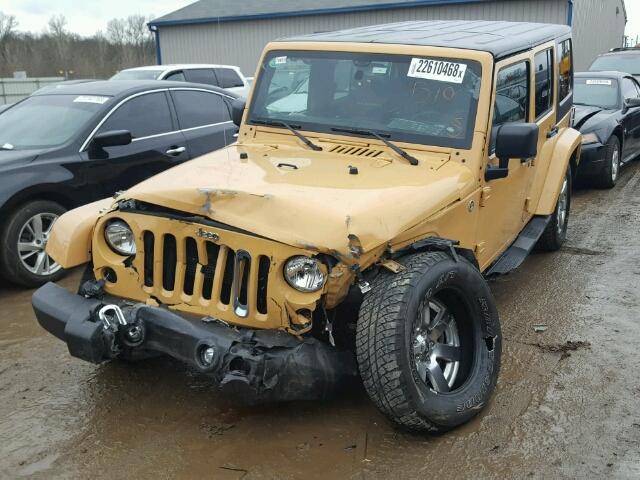 1C4BJWEG7DL616717 - 2013 JEEP WRANGLER U BROWN photo 2