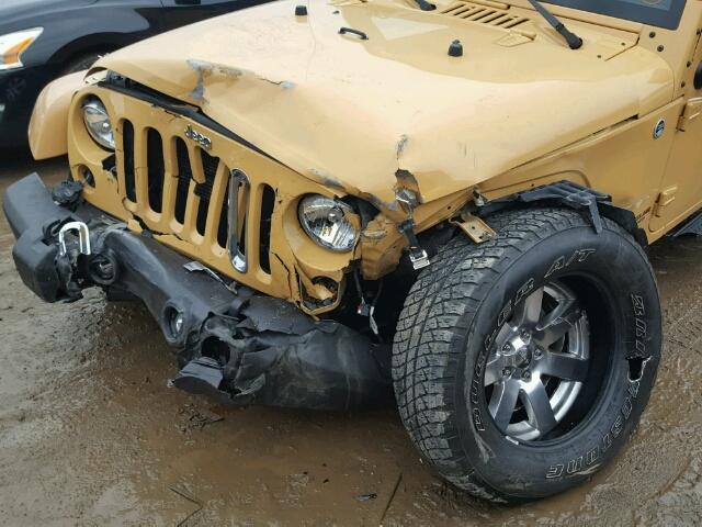 1C4BJWEG7DL616717 - 2013 JEEP WRANGLER U BROWN photo 9