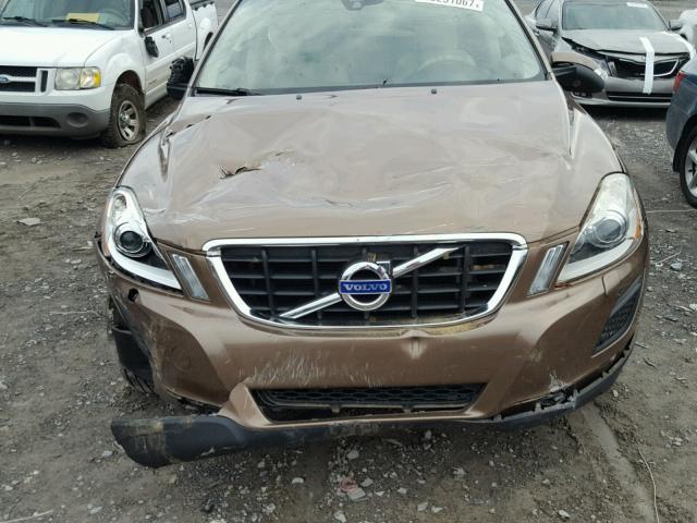 YV4952DLXD2385745 - 2013 VOLVO XC60 3.2 BROWN photo 7