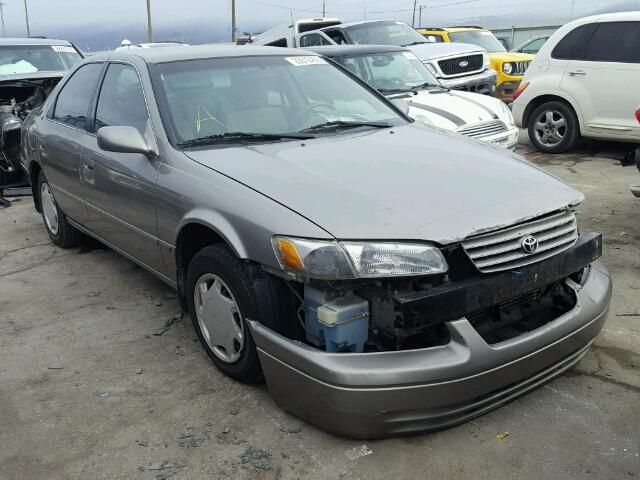 4T1BG22K6XU461877 - 1999 TOYOTA CAMRY CE GRAY photo 1