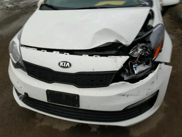 KNADM4A34G6564910 - 2016 KIA RIO LX WHITE photo 7