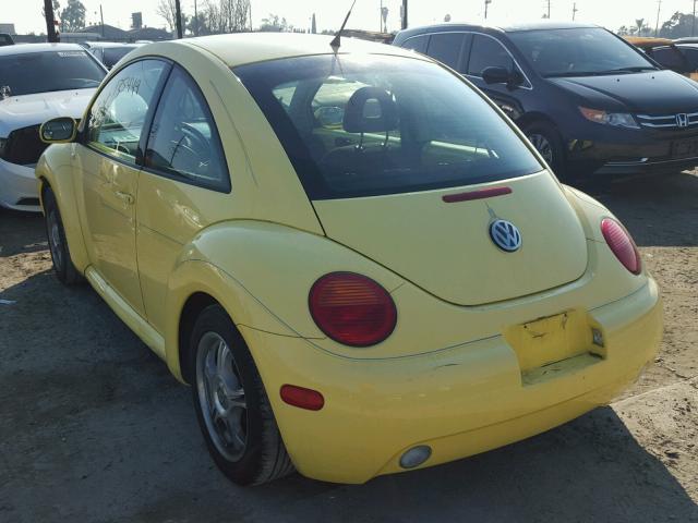 3VWCK21C42M406257 - 2002 VOLKSWAGEN NEW BEETLE YELLOW photo 3