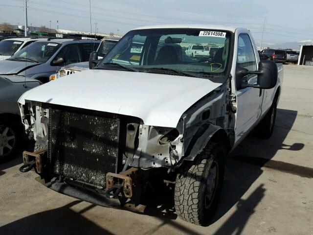 1FDNF20516EB62528 - 2006 FORD F250 SUPER WHITE photo 2