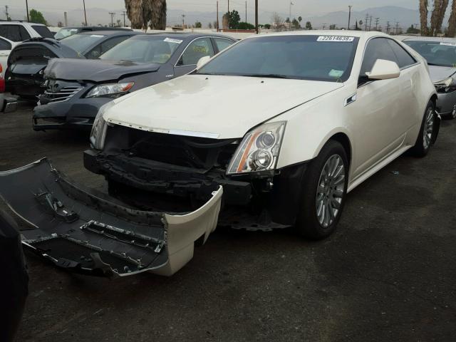 1G6DA1E34D0133859 - 2013 CADILLAC CTS WHITE photo 2