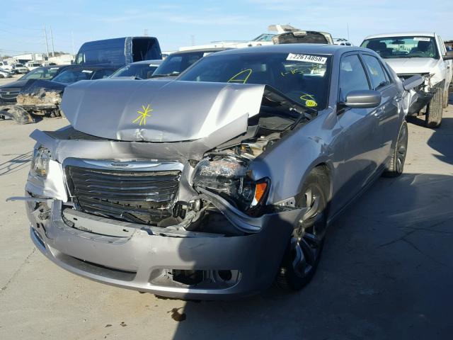 2C3CCABG6EH292698 - 2014 CHRYSLER 300 S SILVER photo 2