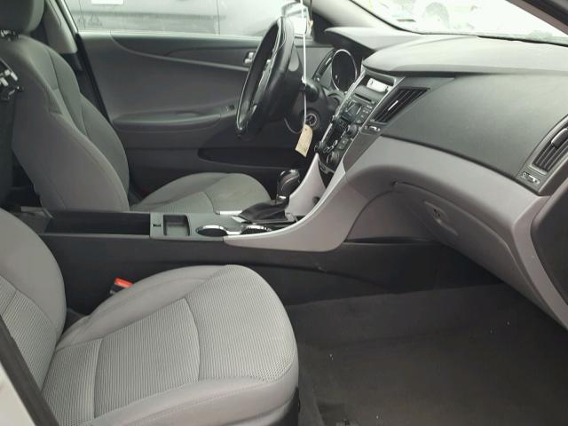 5NPEB4ACXDH763510 - 2013 HYUNDAI SONATA GLS SILVER photo 5