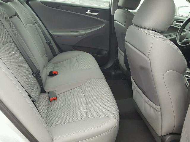 5NPEB4ACXDH763510 - 2013 HYUNDAI SONATA GLS SILVER photo 6