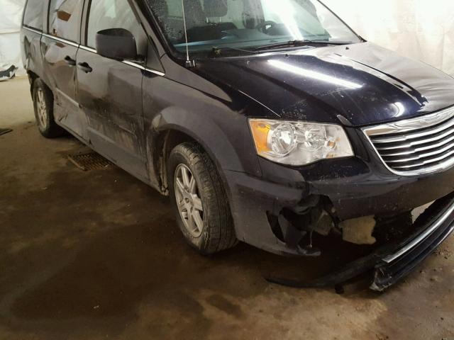 2A4RR5DG0BR613188 - 2011 CHRYSLER TOWN & COU BLACK photo 9