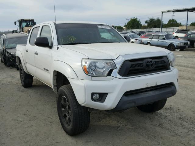 5TFJU4GN4FX077746 - 2015 TOYOTA TACOMA DOU WHITE photo 1