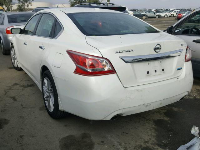 1N4AL3AP1DC259146 - 2013 NISSAN ALTIMA 2.5 WHITE photo 3