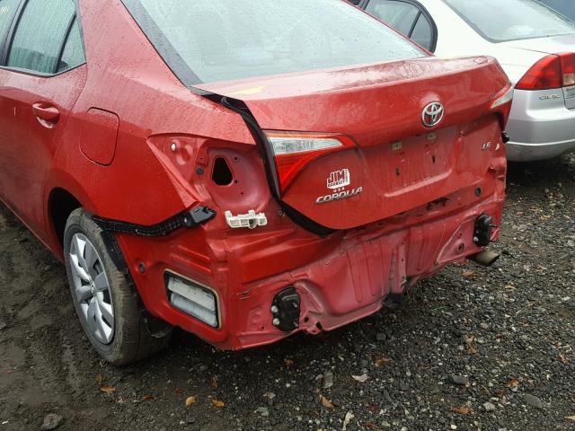 5YFBURHE1FP269527 - 2015 TOYOTA COROLLA L RED photo 9