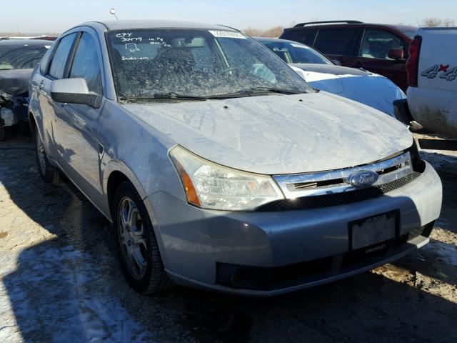 1FAHP35N98W192568 - 2008 FORD FOCUS SE SILVER photo 1