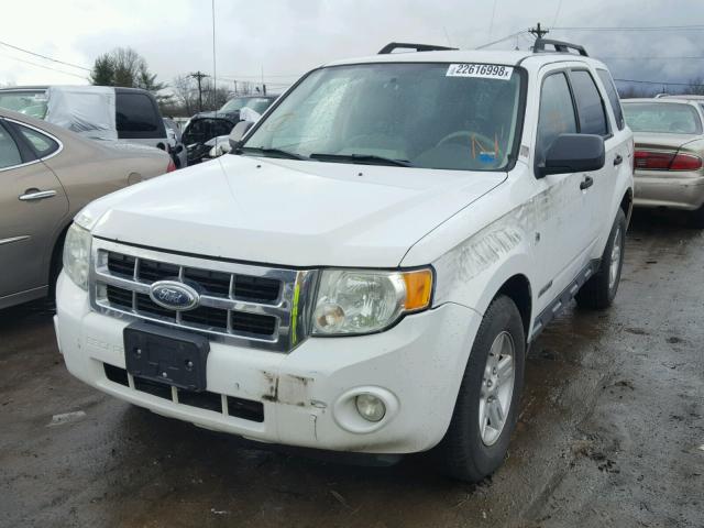 1FMCU59H88KE43211 - 2008 FORD ESCAPE HEV WHITE photo 2