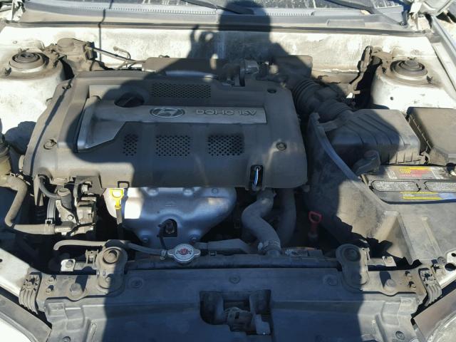 KMHDN46DX6U376674 - 2006 HYUNDAI ELANTRA GL SILVER photo 7