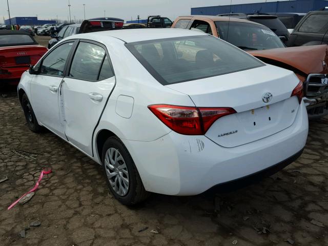 2T1BURHE3HC903598 - 2017 TOYOTA COROLLA L WHITE photo 3