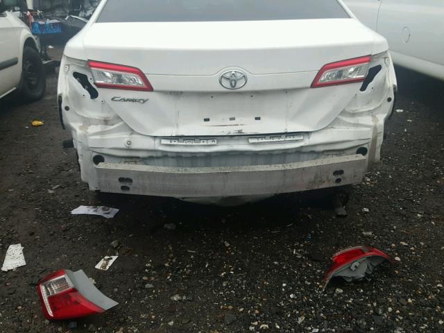 4T1BF1FK3DU640445 - 2013 TOYOTA CAMRY L WHITE photo 9