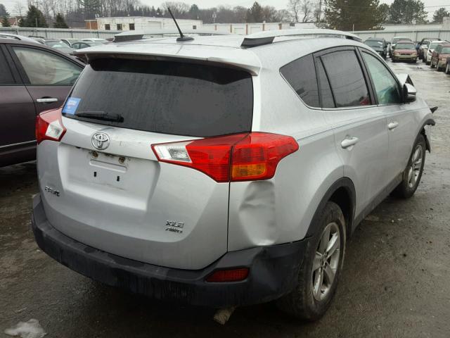 2T3RFREV5FW333216 - 2015 TOYOTA RAV4 XLE SILVER photo 4