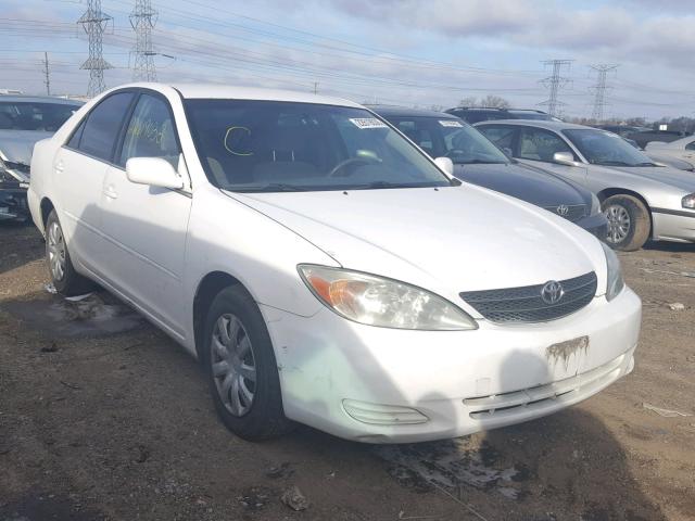 JTDBE30K540265287 - 2004 TOYOTA CAMRY LE WHITE photo 1