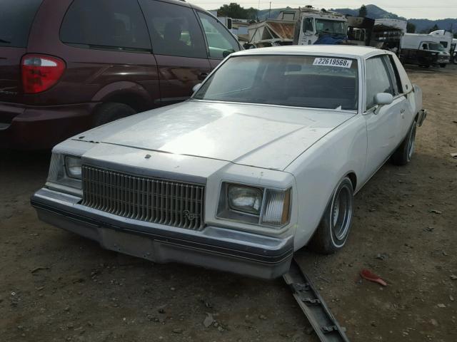 4J47H9Z149906 - 1979 BUICK REGAL WHITE photo 2