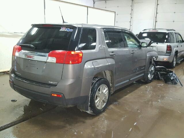 2CTALBEW1A6352764 - 2010 GMC TERRAIN SL GRAY photo 4