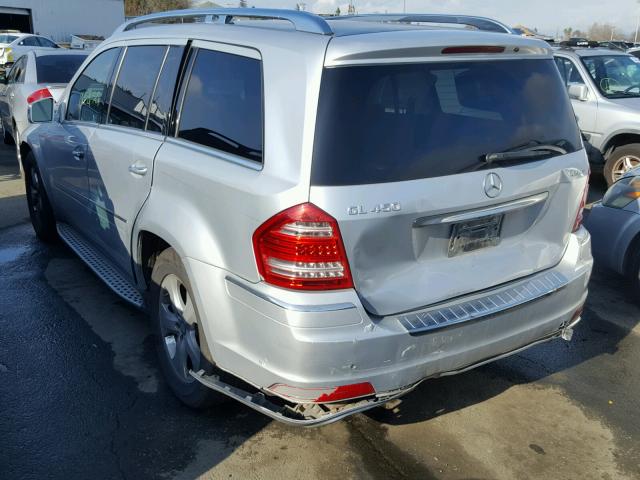 4JGBF7BE5BA642991 - 2011 MERCEDES-BENZ GL 450 4MA SILVER photo 3